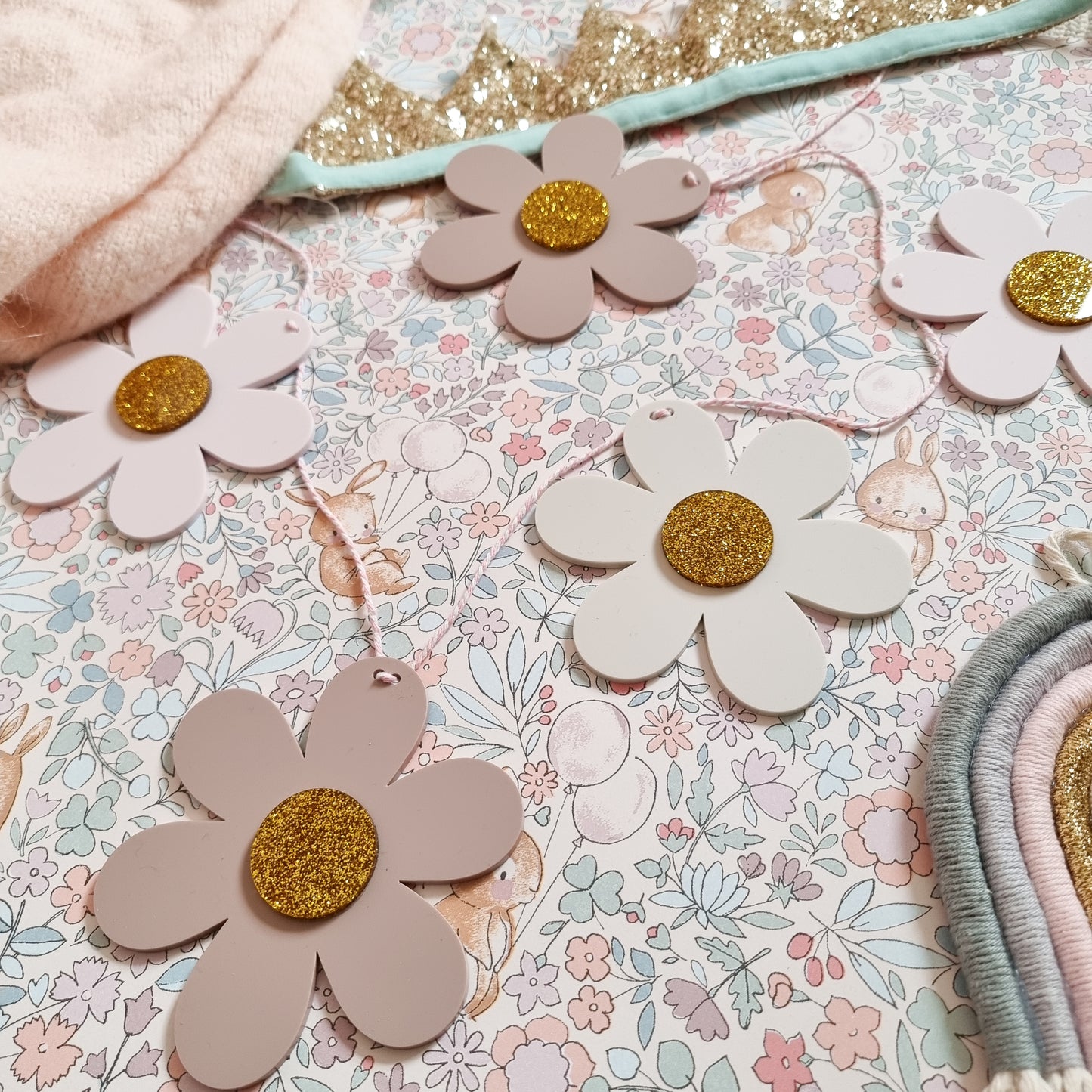Daisy Garland