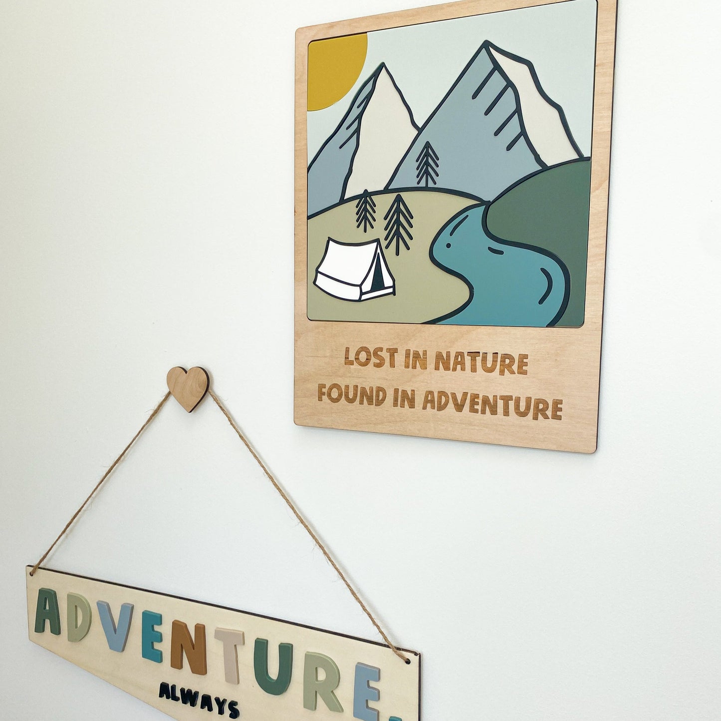 Giant Polaroid 'Lost in nature, found in adventure'