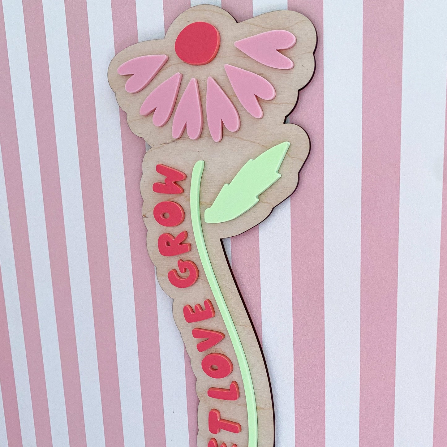 Let Love Grow - Flower Wall Plaque