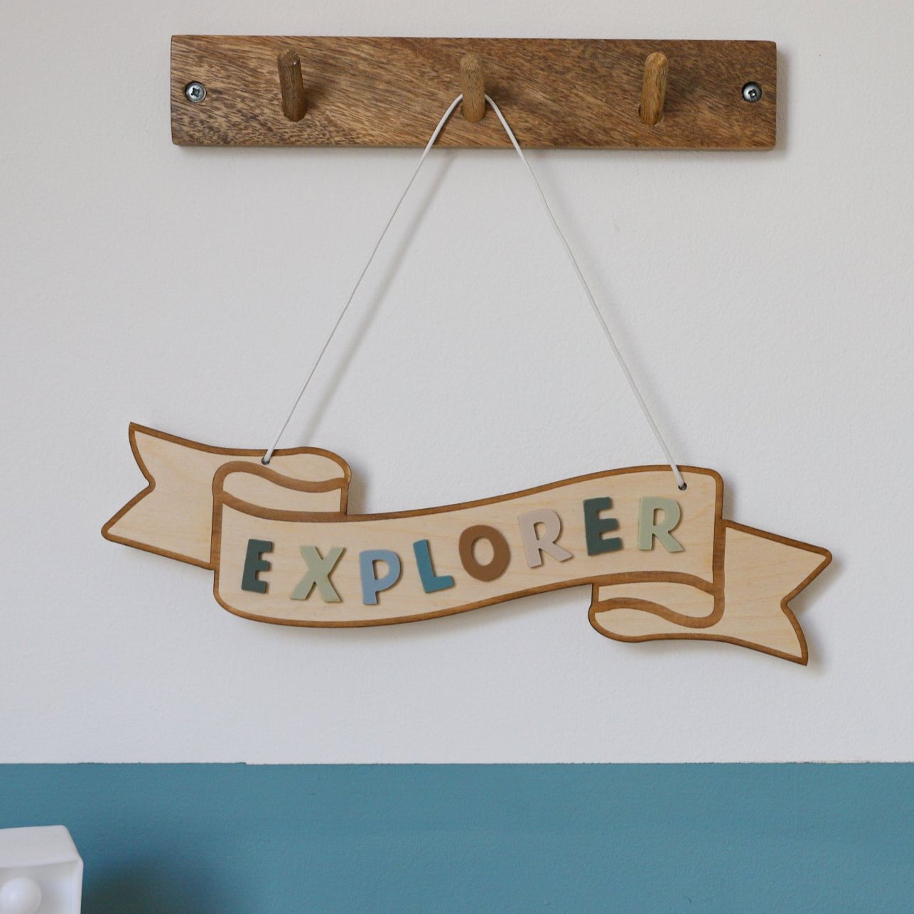 Explorer ribbon banner